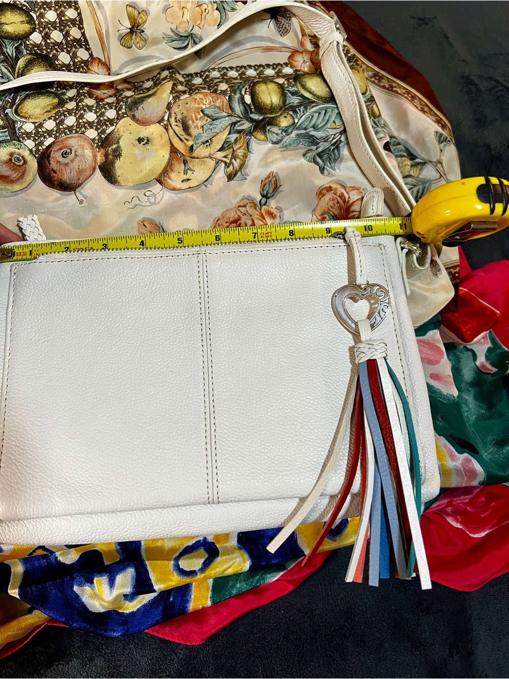 Brighton Barbados White Leather Muti City Organizer Tassel Magnetic Crossbody - Picture 12 of 17